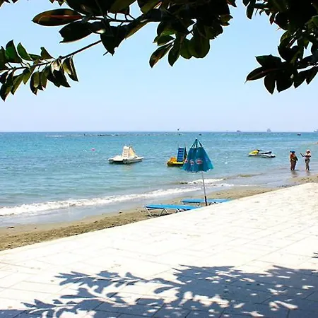 River Beach Complex Luxury 2 Bedroom On The Beach * Lemesos